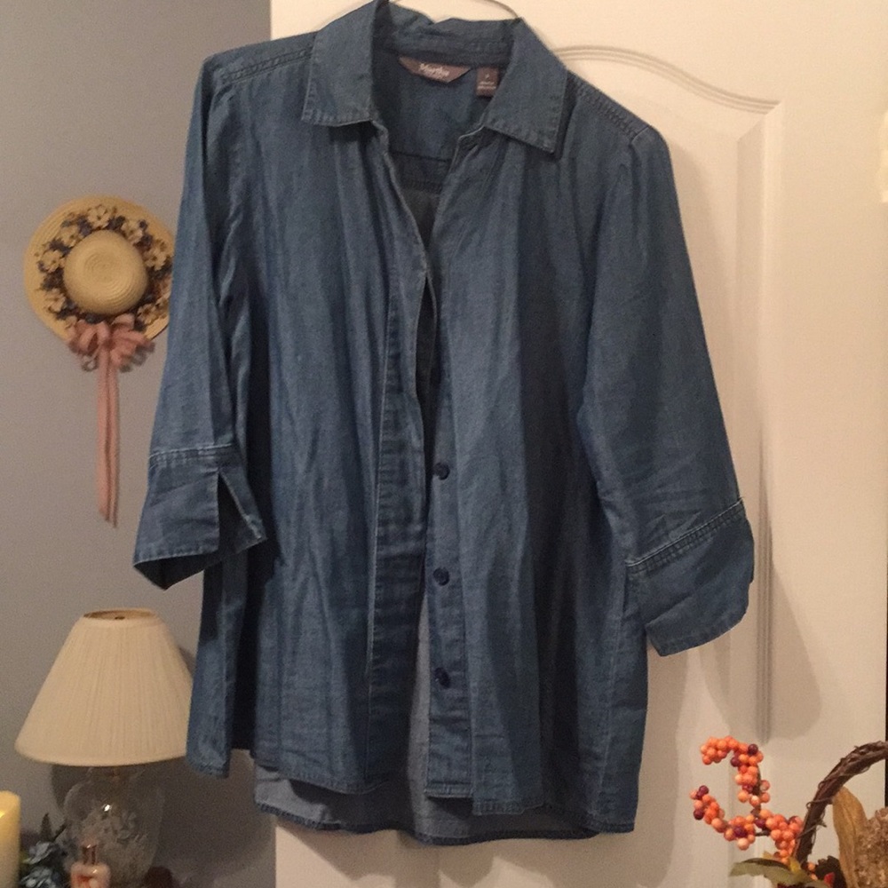 Button front collared shirt